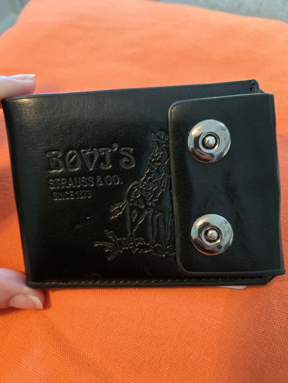 Bovi's Black Leather Men's Snap Wallet